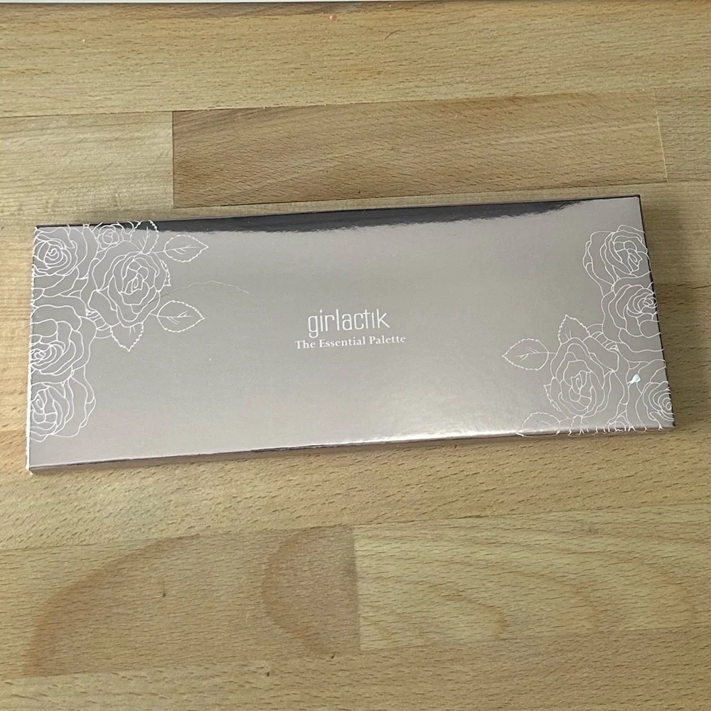 Girlactik The Essential Palette
